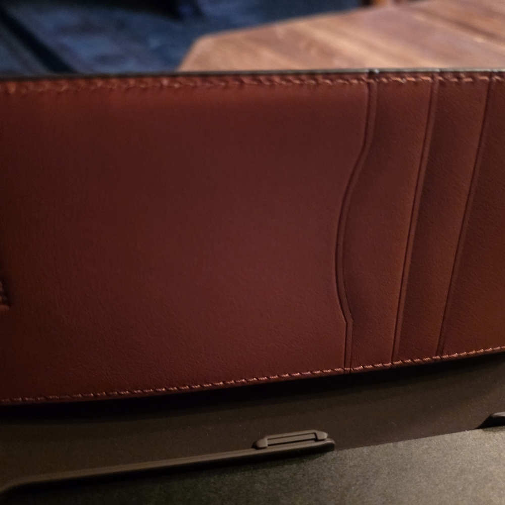 Unopened New Sealed  iPhone 12 12 Pro Coach Wallet Phone Case Tan Signature Le… - Picture 10 of 10